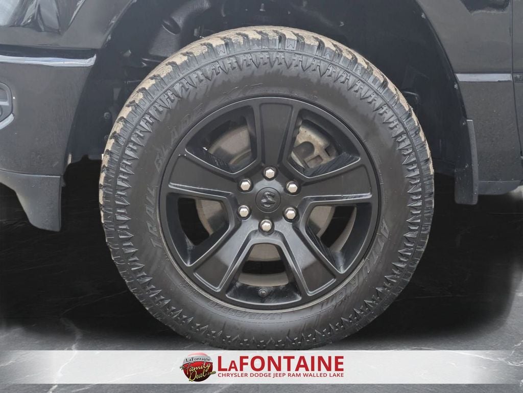 2022 RAM 1500 Big Horn Crew Cab 4x4 5'7' Box