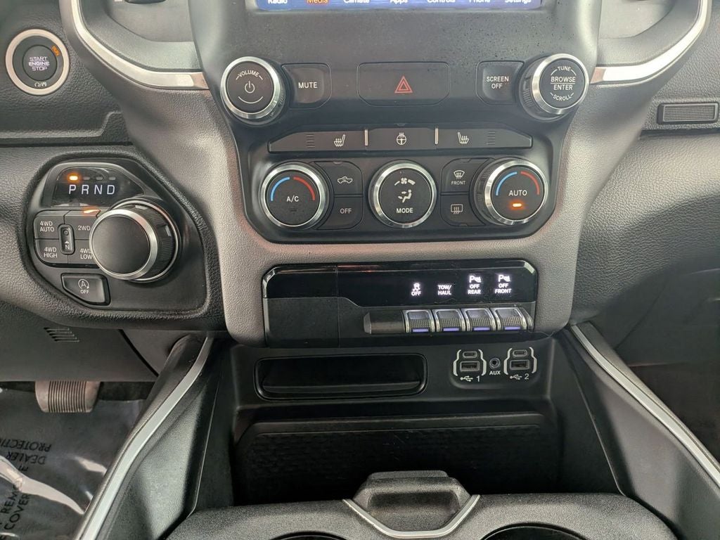 2021 RAM 1500 Big Horn Crew Cab 4x4 5'7' Box