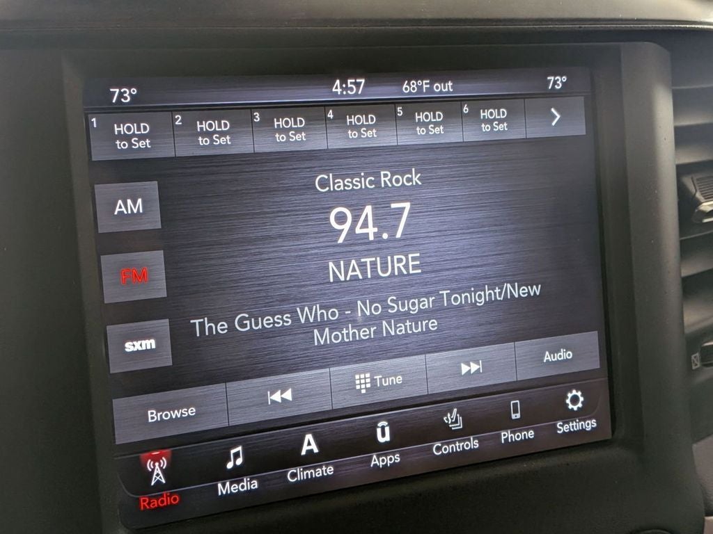 2021 RAM 1500 Big Horn Crew Cab 4x4 5'7' Box