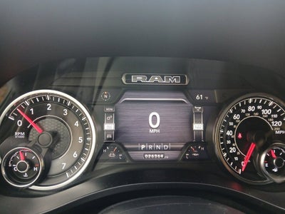 2020 RAM 1500 Big Horn Crew Cab 4x4 5'7' Box