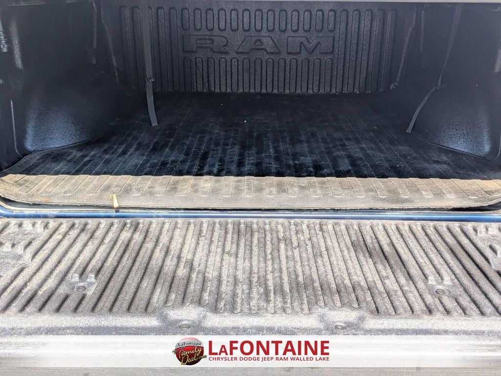 2021 RAM 1500 Big Horn Crew Cab 4x4 5'7' Box