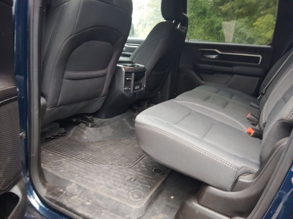 2024 RAM 1500 Big Horn Crew Cab 4x4 5'7' Box