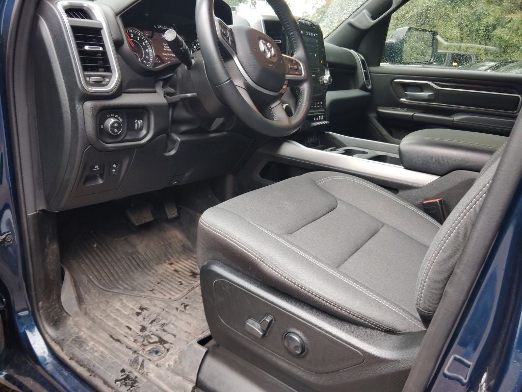 2024 RAM 1500 Big Horn Crew Cab 4x4 5'7' Box