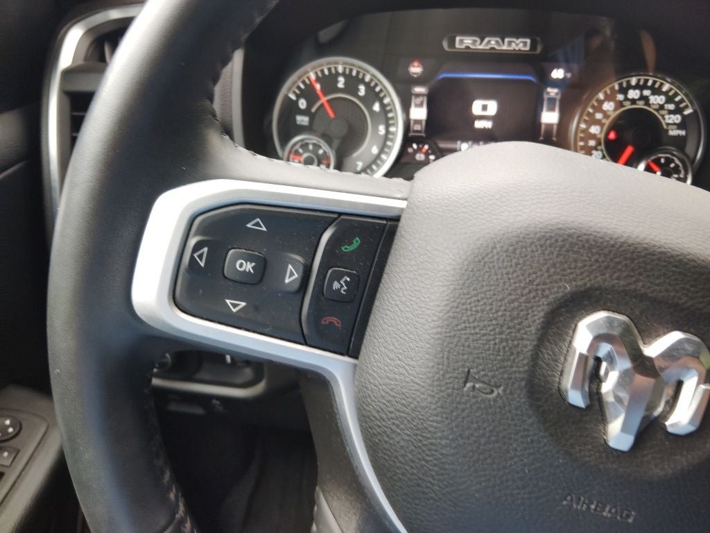 2024 RAM 1500 Big Horn Crew Cab 4x4 5'7' Box