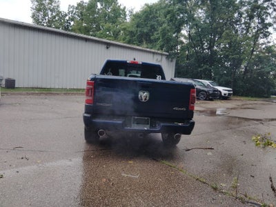 2024 RAM 1500 Big Horn Crew Cab 4x4 5'7' Box