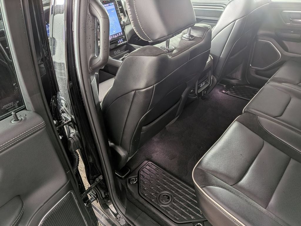 2026 RAM 1500 Laramie Crew Cab 4x4 5'7' Box