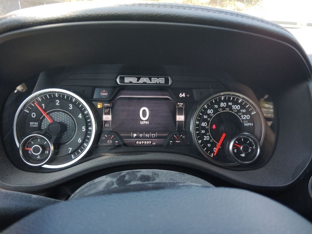 2023 RAM 1500 Laramie Crew Cab 4x4 5'7' Box
