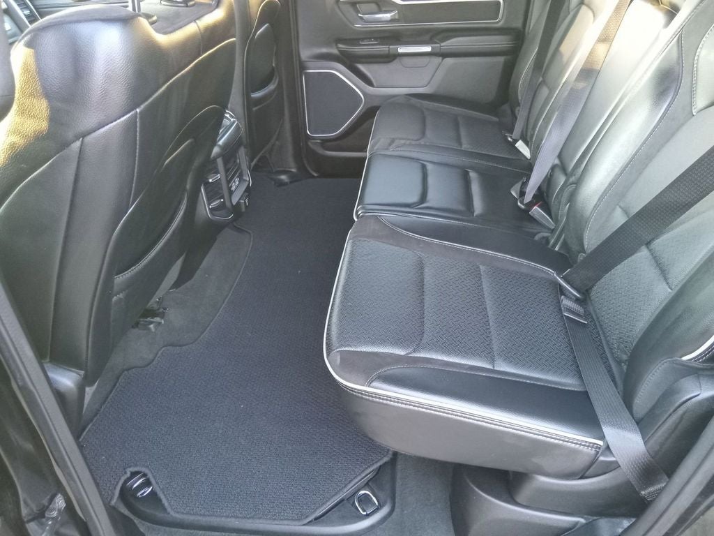 2023 RAM 1500 Laramie Crew Cab 4x4 5'7' Box