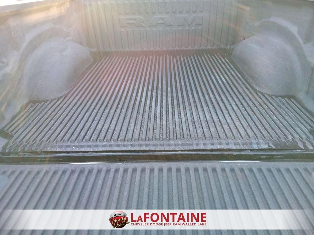 2023 RAM 1500 Laramie Crew Cab 4x4 5'7' Box
