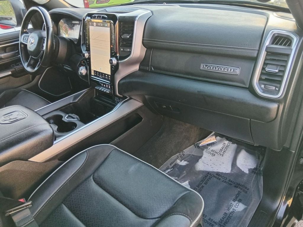 2023 RAM 1500 Laramie Crew Cab 4x4 5'7' Box