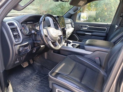2020 RAM 1500 Laramie Crew Cab 4x4 5'7' Box