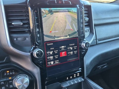 2020 RAM 1500 Laramie Crew Cab 4x4 5'7' Box