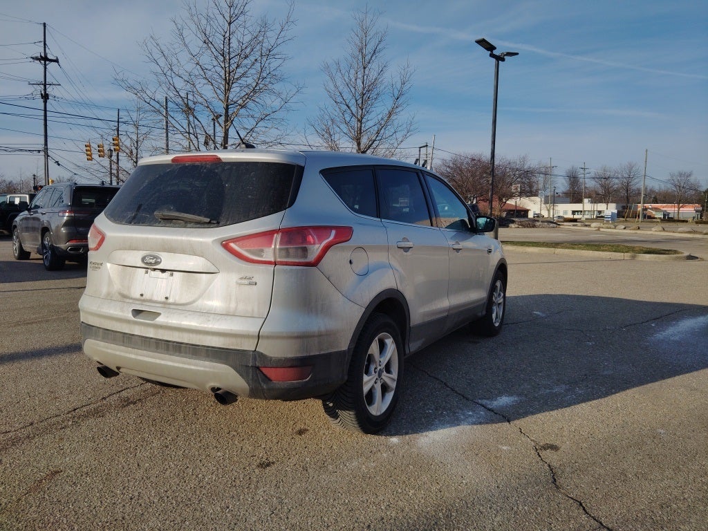 2016 Ford Escape SE