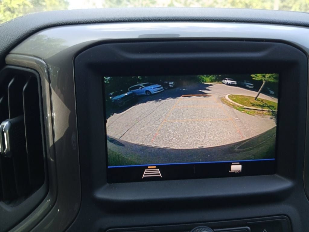 2020 Chevrolet Silverado 1500 4WD Double Cab Standard Bed Custom