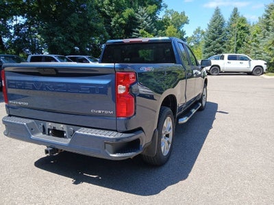 2020 Chevrolet Silverado 1500 4WD Double Cab Standard Bed Custom