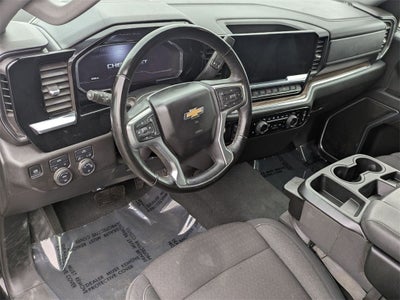 2025 Chevrolet Silverado 1500 4WD LT
