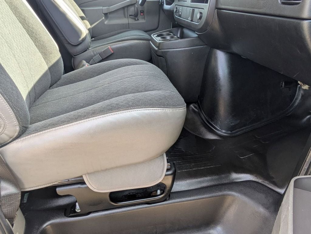 2024 Chevrolet Express Cargo RWD 2500 Regular Wheelbase WT