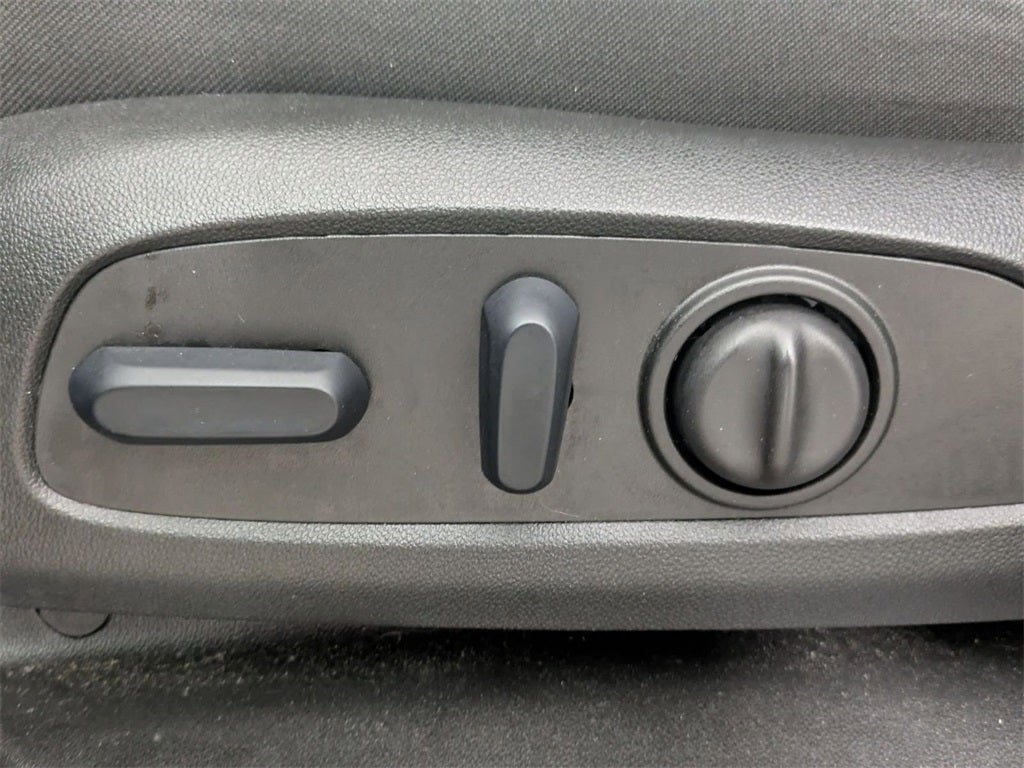 2023 GMC Acadia AWD AT4