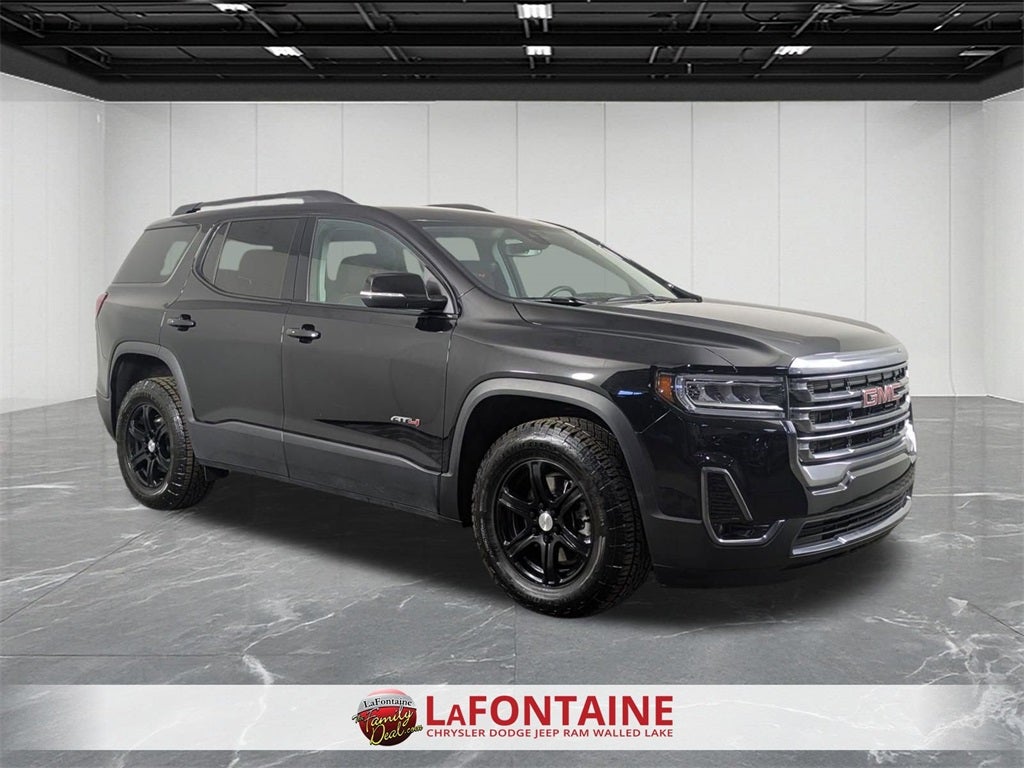 2023 GMC Acadia AWD AT4