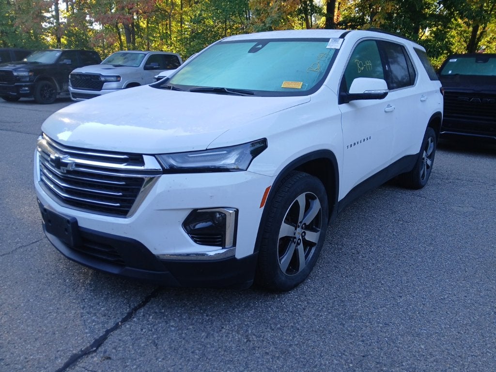 2023 Chevrolet Traverse AWD LT Leather