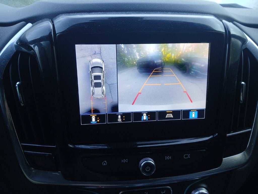 2023 Chevrolet Traverse AWD LT Leather