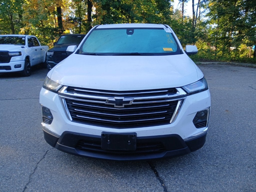 2023 Chevrolet Traverse AWD LT Leather