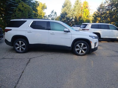 2023 Chevrolet Traverse AWD LT Leather