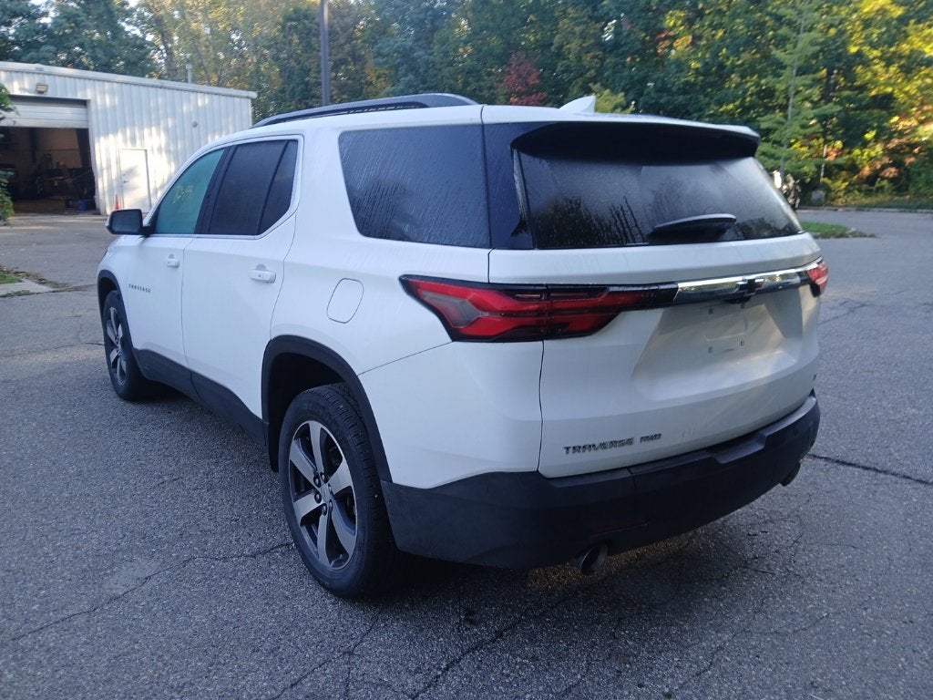 2023 Chevrolet Traverse AWD LT Leather