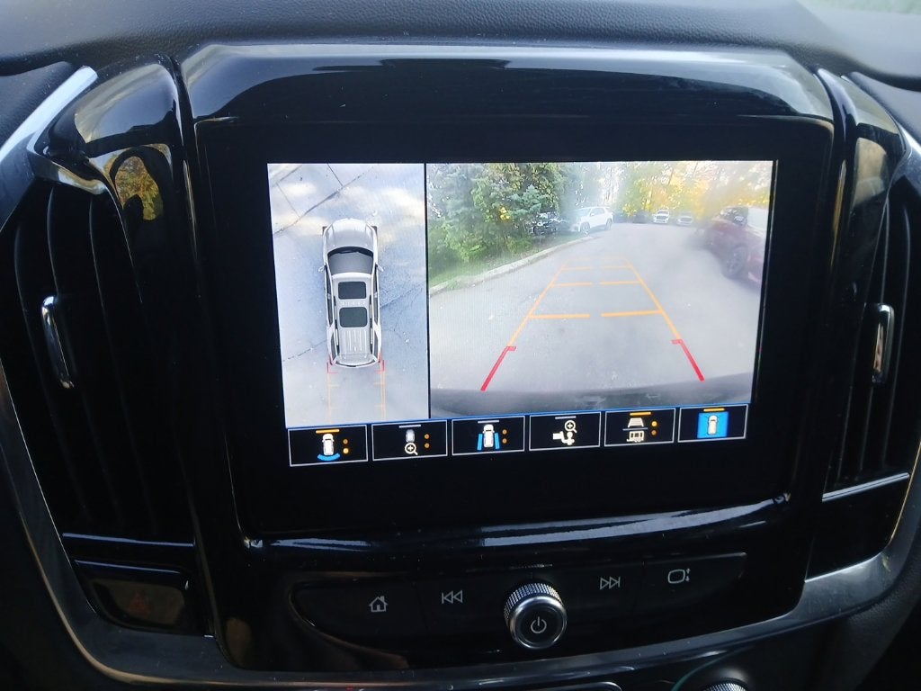 2023 Chevrolet Traverse AWD LT Leather