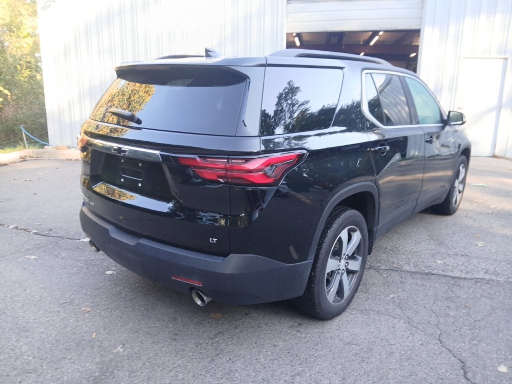 2023 Chevrolet Traverse AWD LT Leather