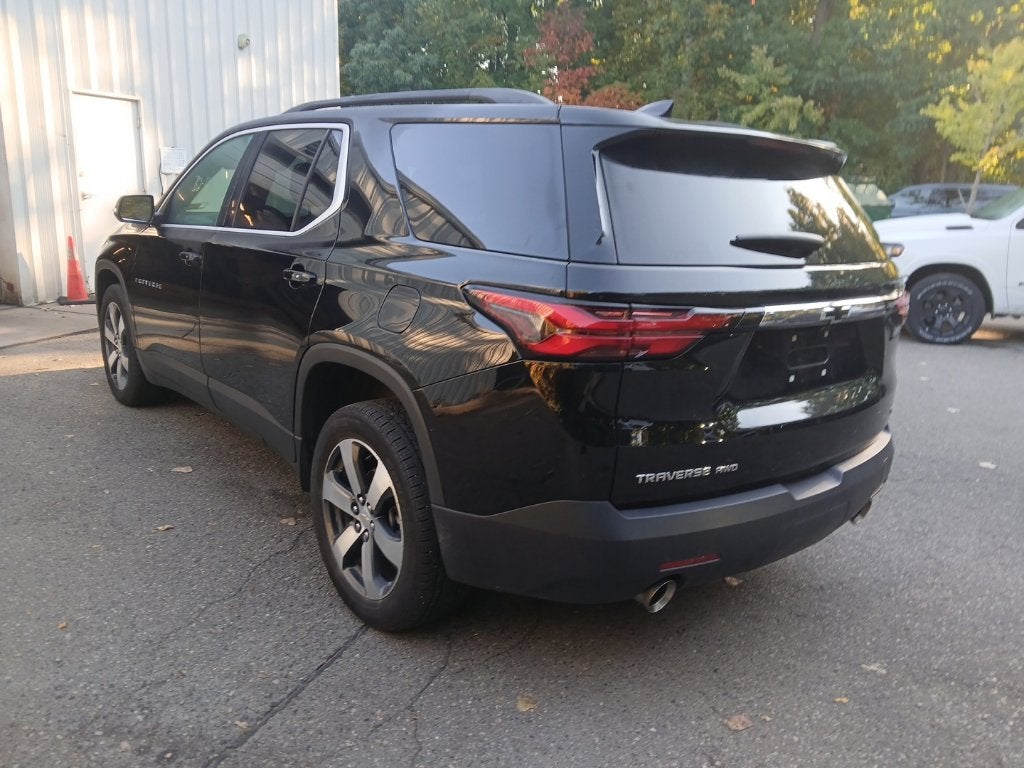 2023 Chevrolet Traverse AWD LT Leather