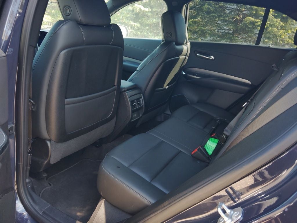 2025 Cadillac XT4 AWD Premium Luxury