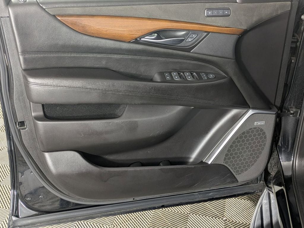 2020 Cadillac Escalade 4WD Luxury