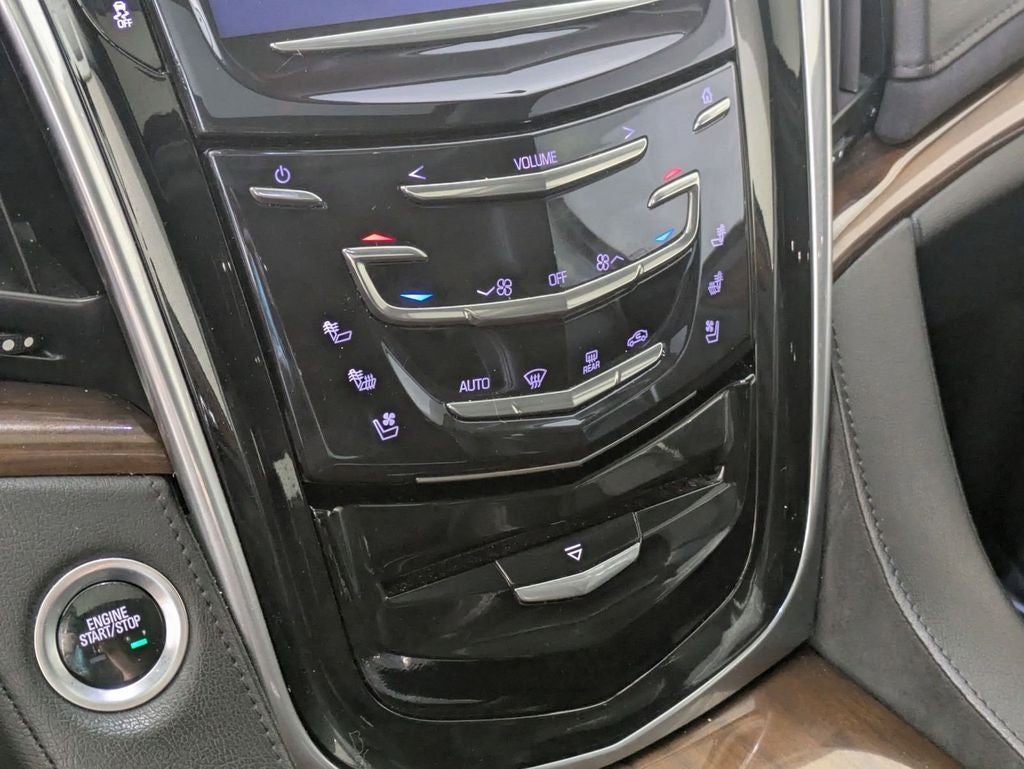 2020 Cadillac Escalade 4WD Luxury