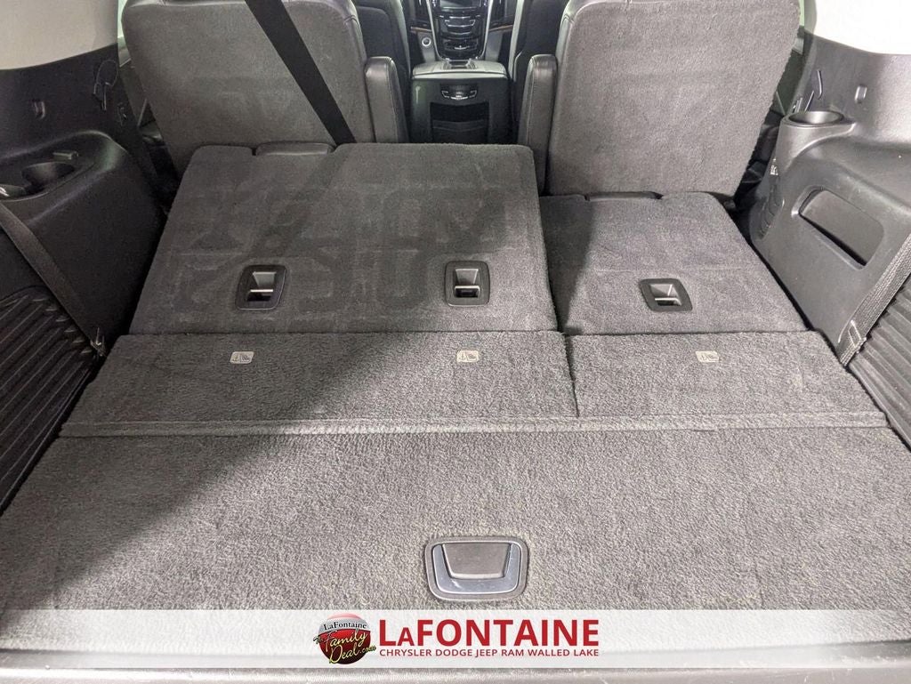 2020 Cadillac Escalade 4WD Luxury