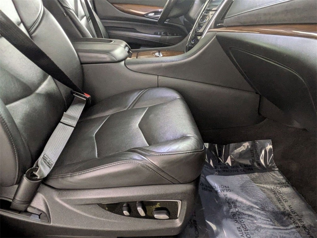 2020 Cadillac Escalade 4WD Luxury