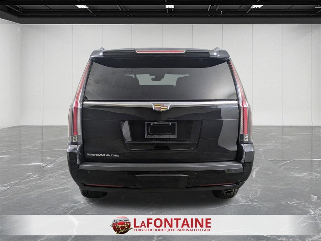 2020 Cadillac Escalade 4WD Luxury