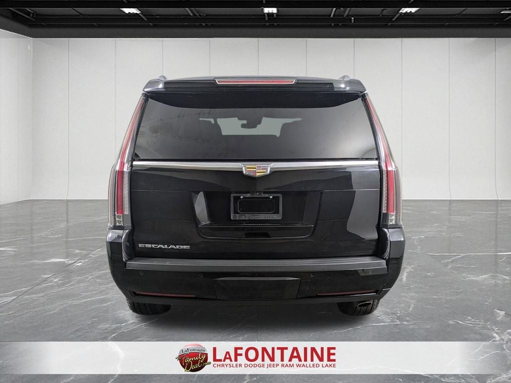 2020 Cadillac Escalade 4WD Luxury