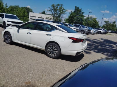 2025 Nissan Altima SV AWD
