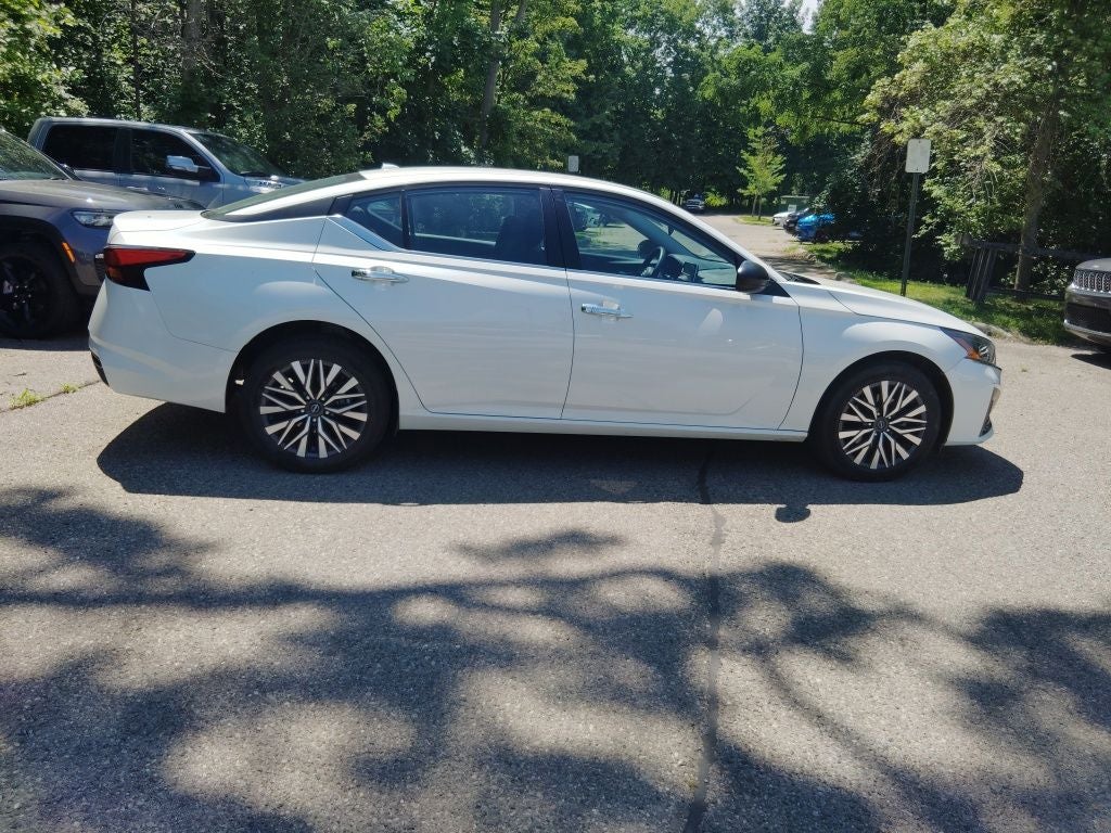 2025 Nissan Altima SV AWD