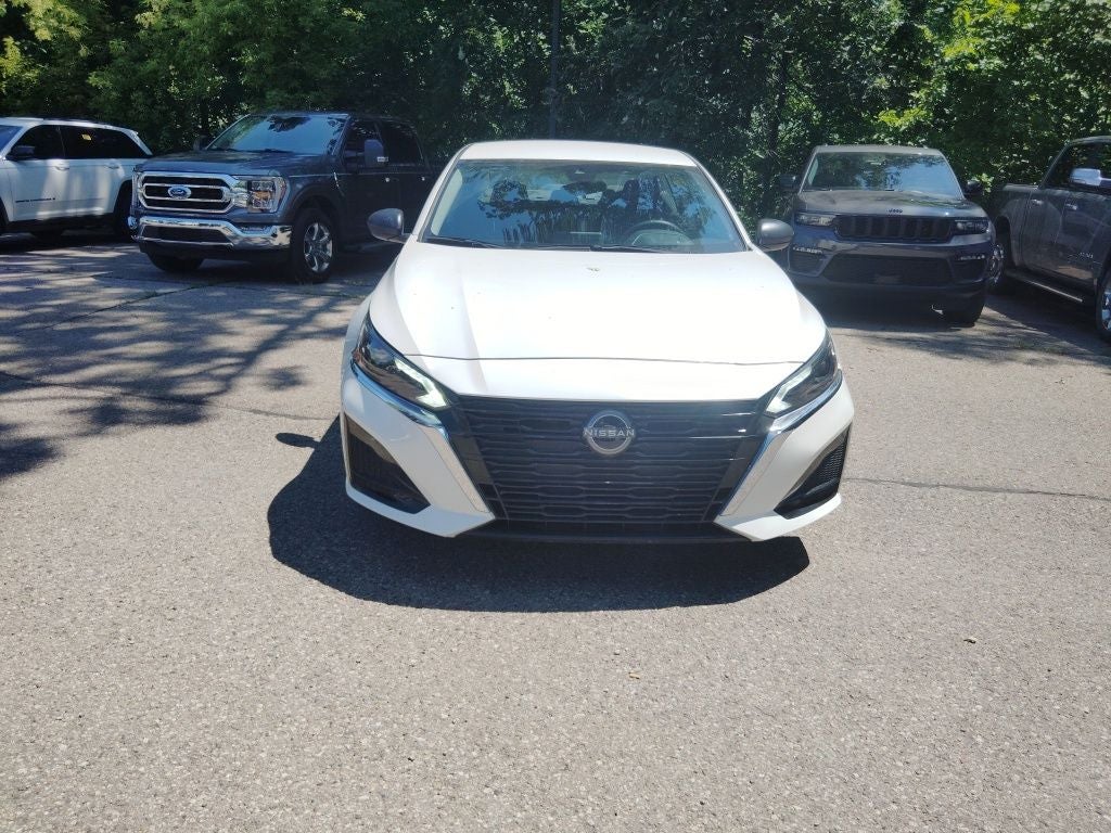 2025 Nissan Altima SV AWD