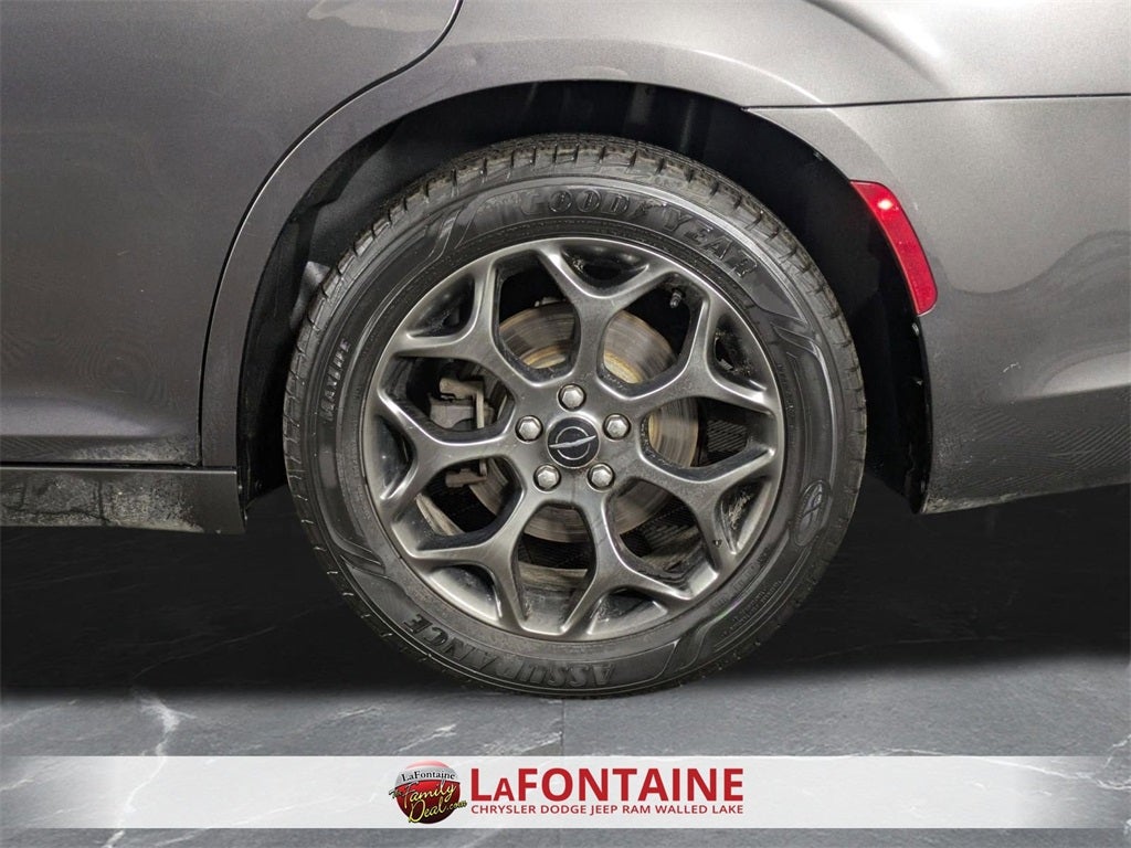 2018 Chrysler 300 300S AWD