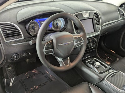 2023 Chrysler 300 Touring-L AWD