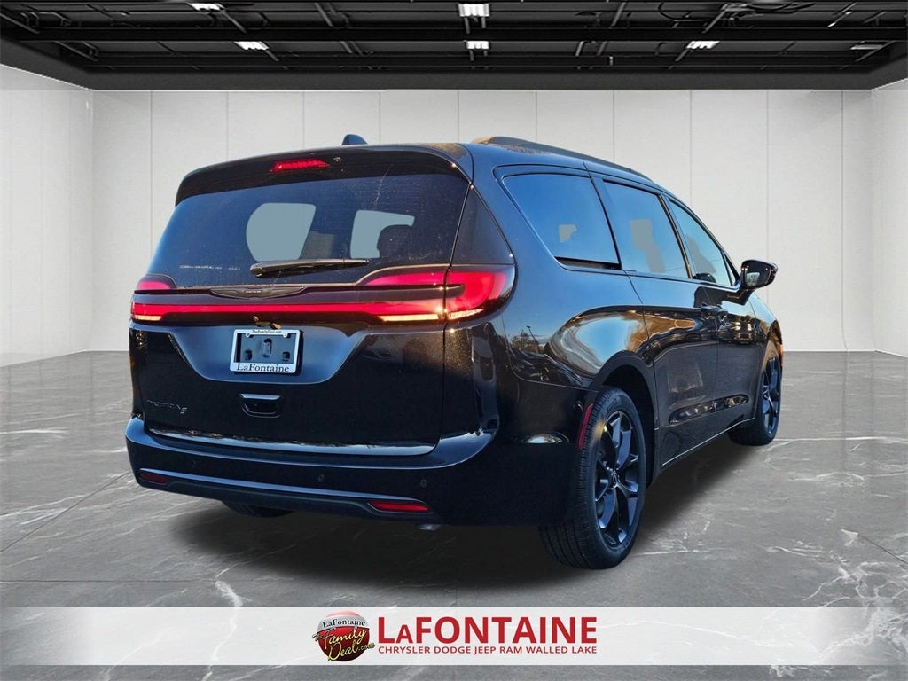 2026 Chrysler Pacifica PACIFICA SELECT