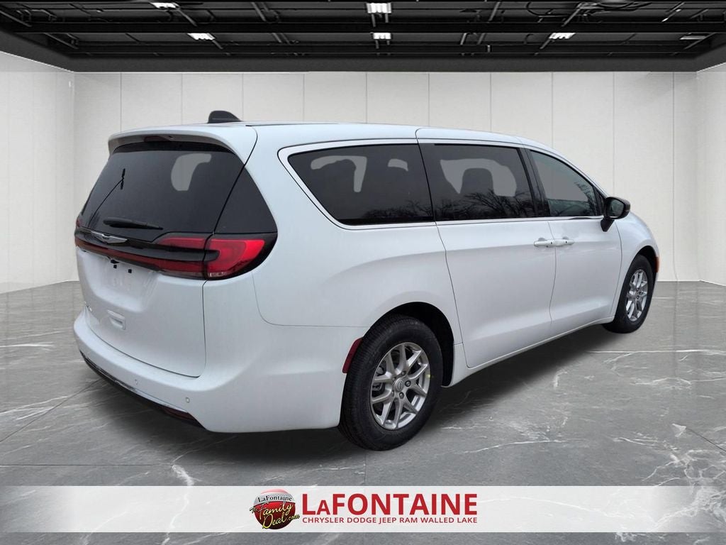 2026 Chrysler Pacifica PACIFICA SELECT