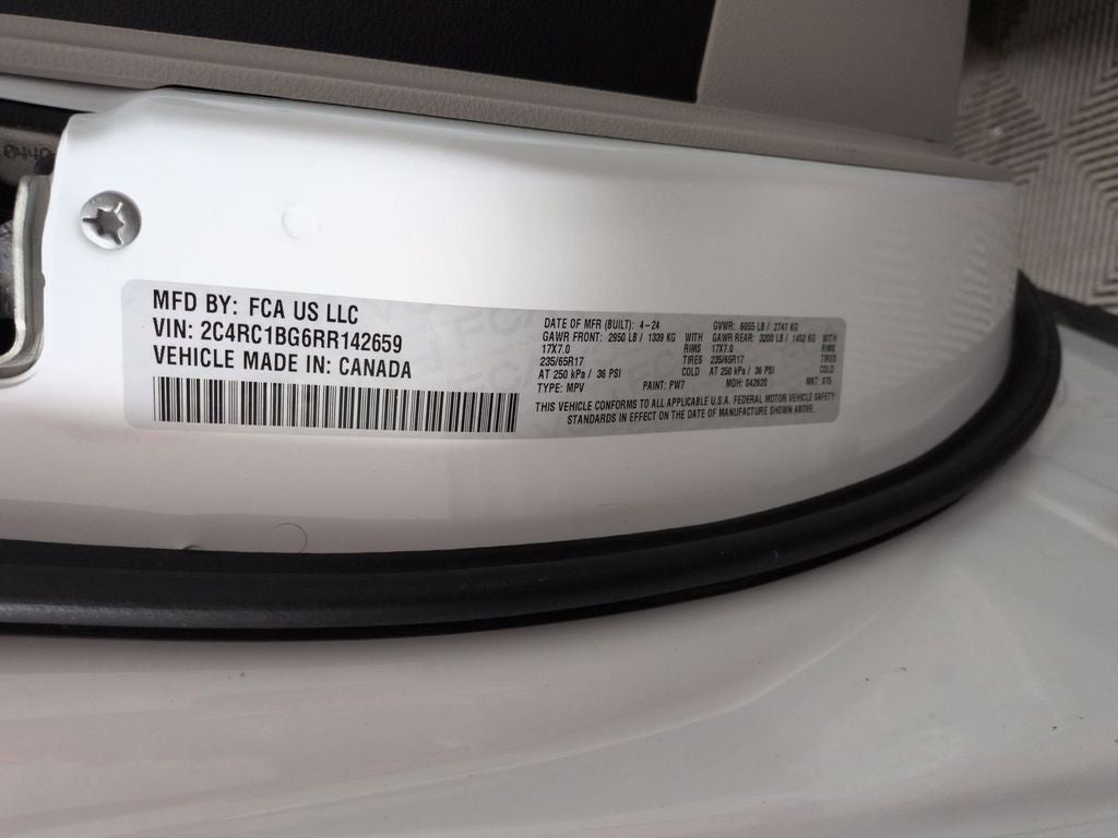 2024 Chrysler Pacifica Touring L