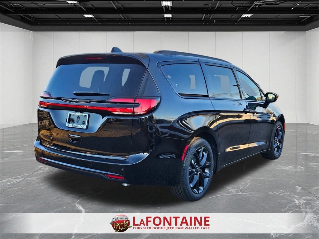 2026 Chrysler Pacifica PACIFICA SELECT