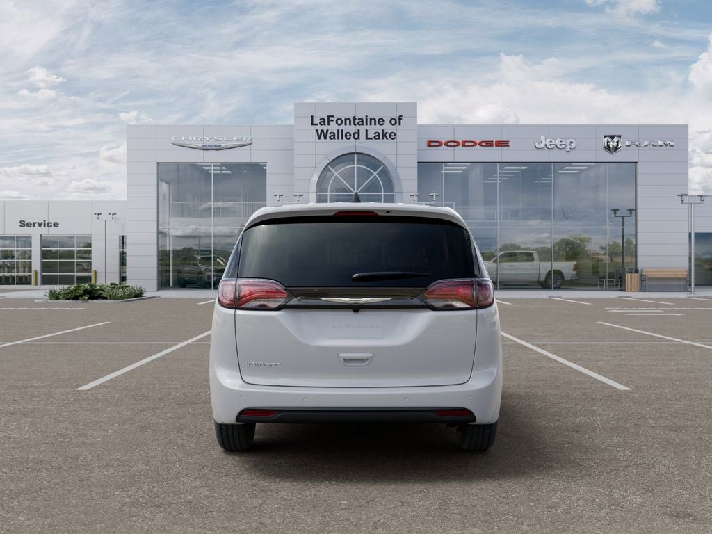 2026 Chrysler Voyager VOYAGER LX