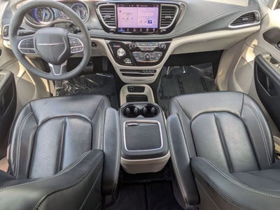 2023 Chrysler Pacifica Touring L AWD