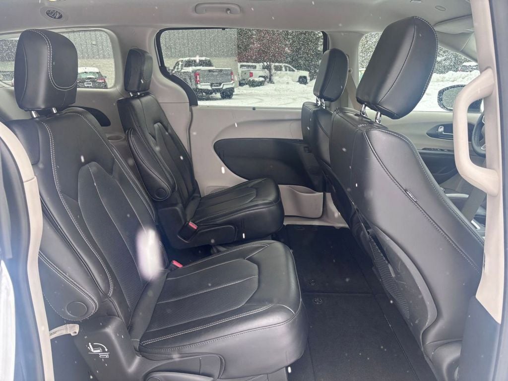 2023 Chrysler Pacifica Touring L AWD